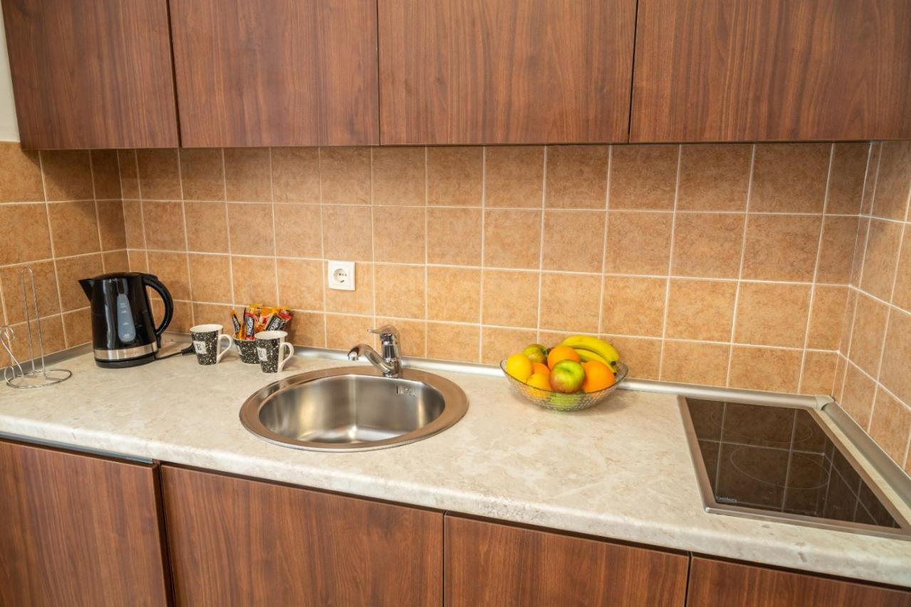 Apartman Eros วรินรัชกา บานยา ภายนอก รูปภาพ